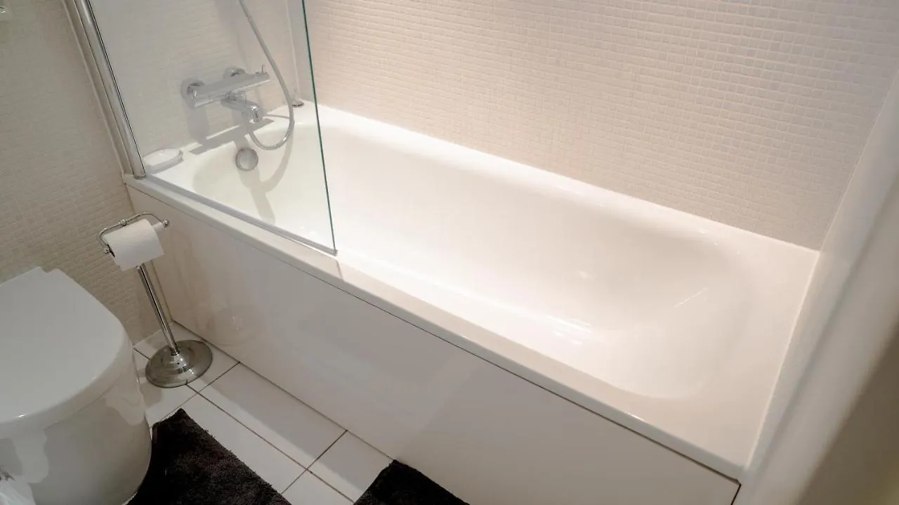 Comfy Spacious Apartment In Canary Wharf London 0*,