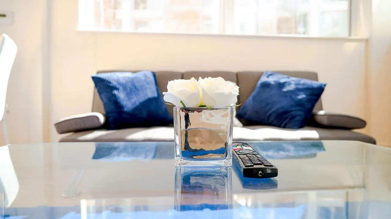 Comfy Spacious Apartment In Canary Wharf London United Kingdom